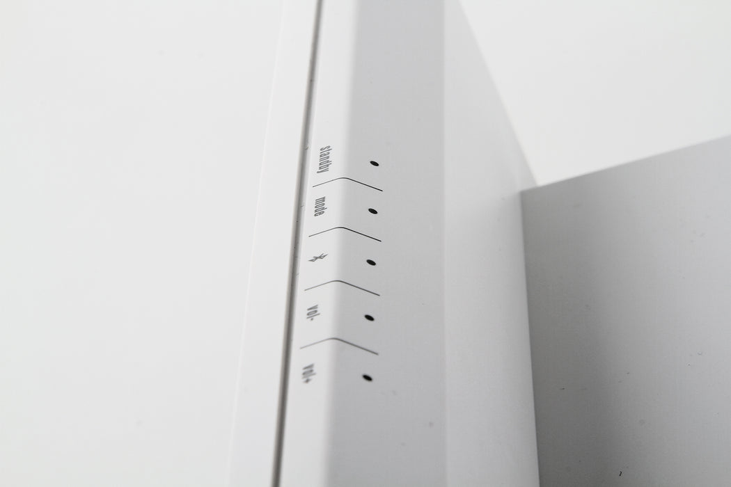 Schwaiger Hybrid Hi-Fi Lautsprechersystem mit Vakuum Röhrenverstärker (Bluetooth, NFC, AUX, USB, etc.) Blitzverkäufe