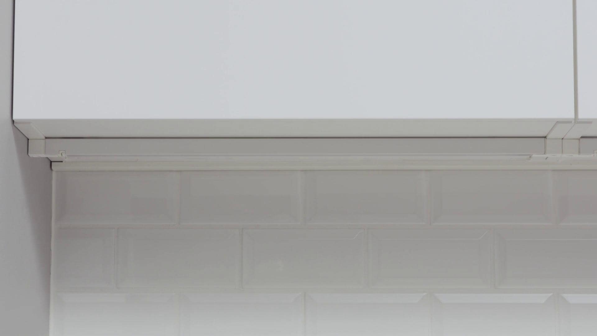 IKEA SKYDRAG LED-Lichtleiste/Arbpl/Klschr+Sensor dimmbar weiß 80 cm Speichern exportieren