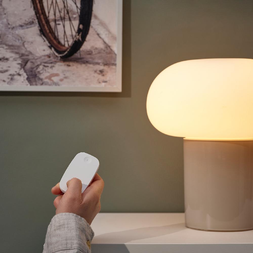 IKEA TRÅDFRI Starter-Set smart kabellos dimmbar/behagliches Warmweiß E27 Blitzverkäufe