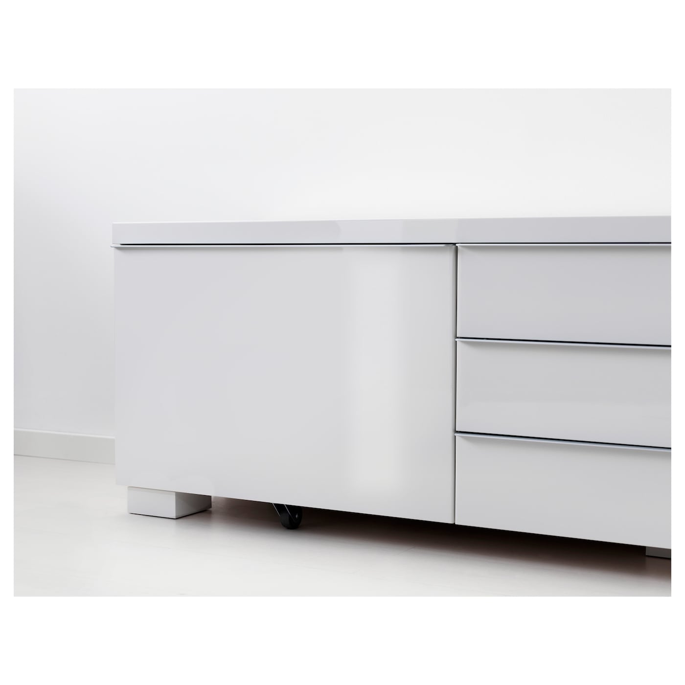 IKEA BESTÅ BURS TV-Bank Hochglanz weiß 180x41x49 cm Preisnachlass