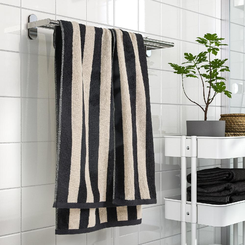 IKEA SLÅNHÖSTMAL Badetuch schwarz/hellbeige gestreift 70x140 cm im Angebot