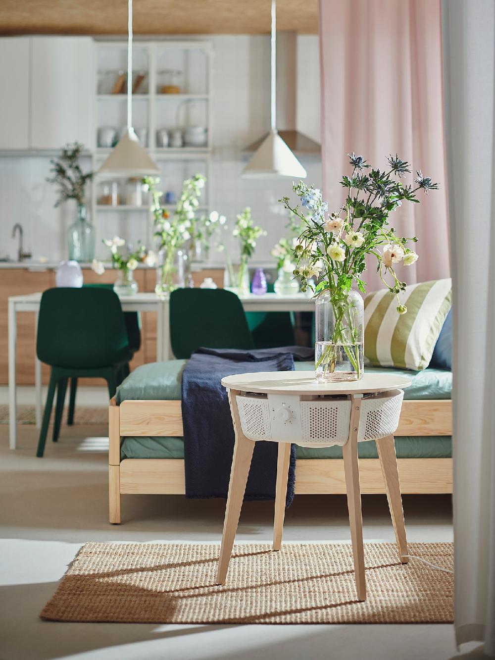 IKEA STARKVIND Tisch mit Luftreiniger gebeiztes Eichenfurnier/weiß smart Bis zu 50% Rabatt