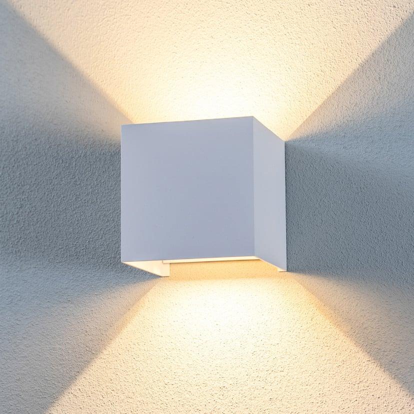 lampenwelt Lindby LED-Außenwandleuchte Nivar eckig weiß Metall IP54