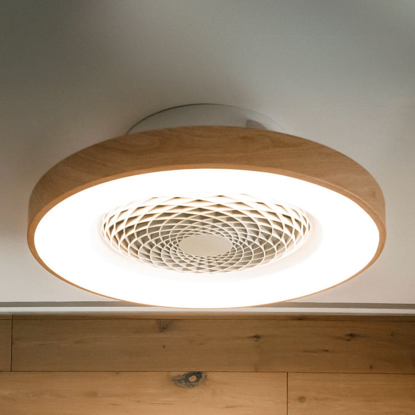 lampenwelt Smart LED-Deckenventilator Tibet holzfarben leise Ø 65 cm