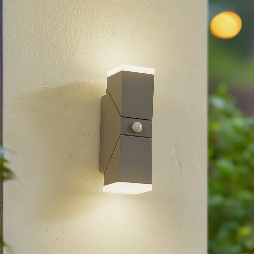 lampenwelt Lindby LED-Wandleuchte Sally 22 cm grau IP54 Sensor