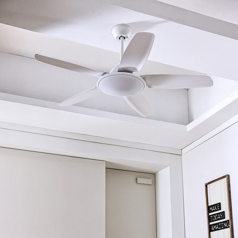 lampenwelt Lucande LED-Deckenventilator Divian weiß DC leise CCT Sonderangebot